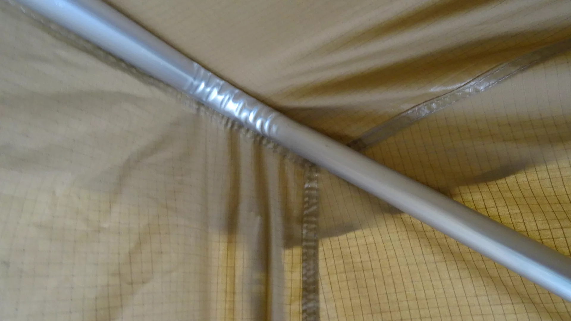 1.8-Weekender-roof-top-tent-006-jpg.webp
