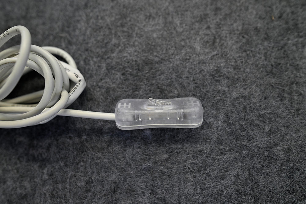 Hard-Floor-Strip-Light-1.jpg