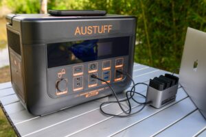 AusTuff 1200 POWER STATION - 1075Wh / 25.6V 42Ah (equivalent to 12.8V 84Ah)